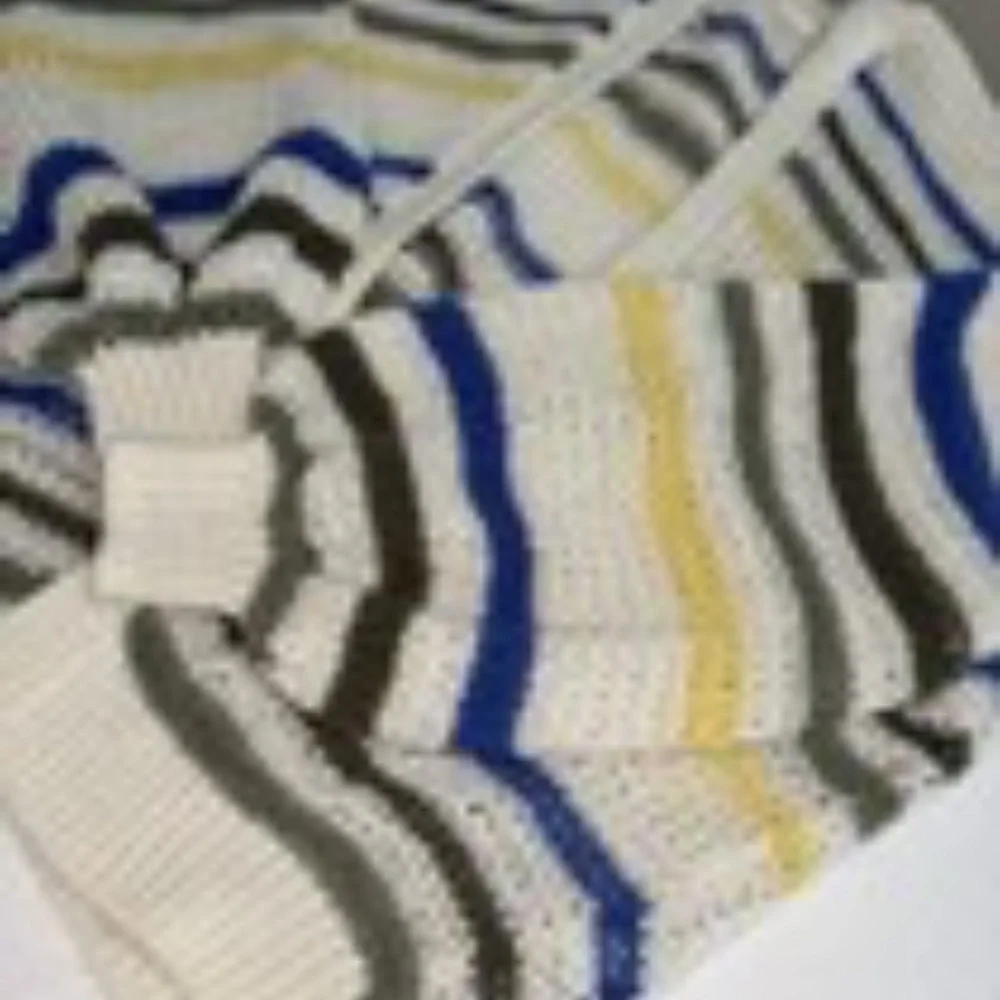 SOLD. Please DO NOT BUY.   Aerie Cardigan Sweater Woman Sz Large White Blue - Picture 8 of 12